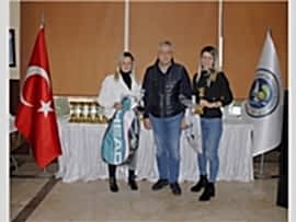 ÖDÜLLÜ METİK SONBAHAR  TENİS TURNUVASI SONA ERDİ...